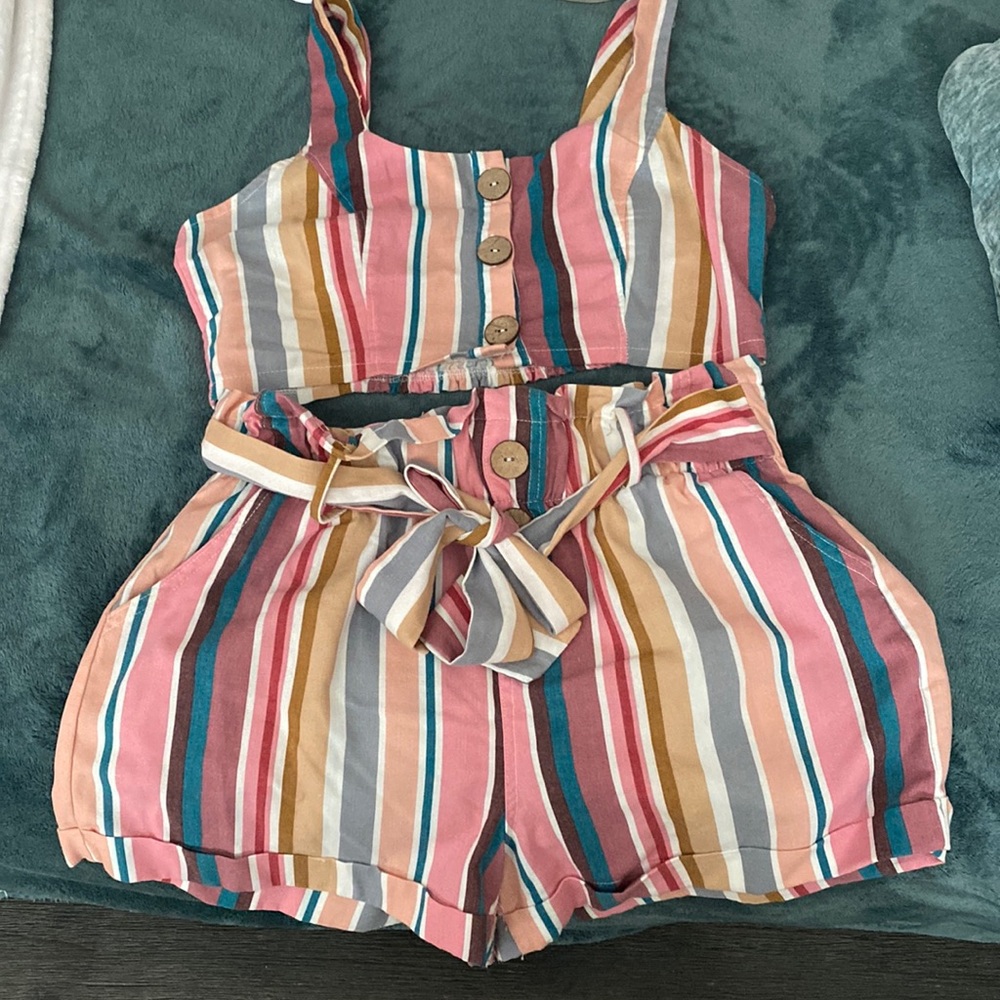 Short and crop top set